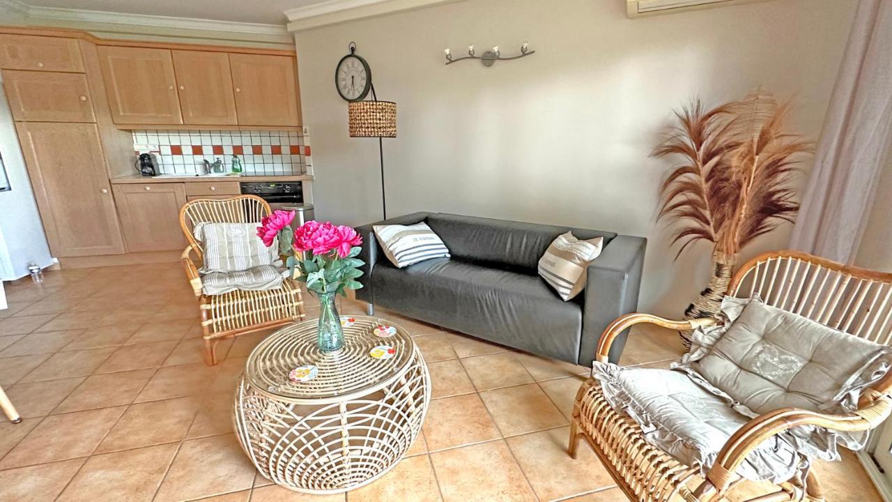 Appartement Les Pins Bleus A8 Sainte-Maxime Ngoại thất bức ảnh