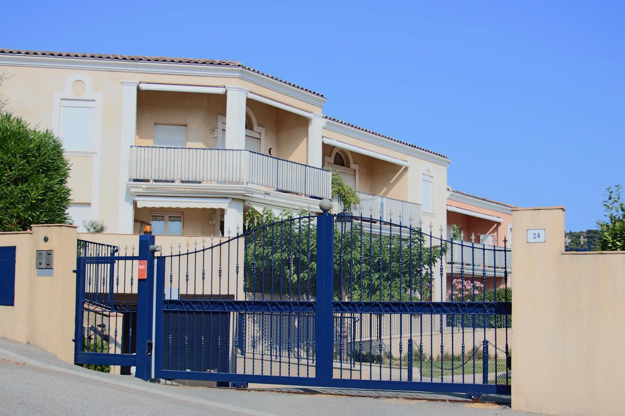 Appartement Les Pins Bleus A8 Sainte-Maxime Ngoại thất bức ảnh