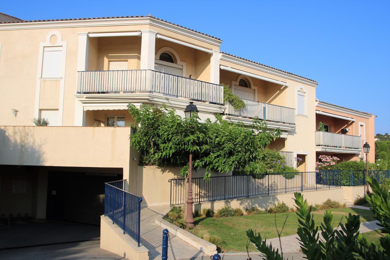 Appartement Les Pins Bleus A8 Sainte-Maxime Ngoại thất bức ảnh